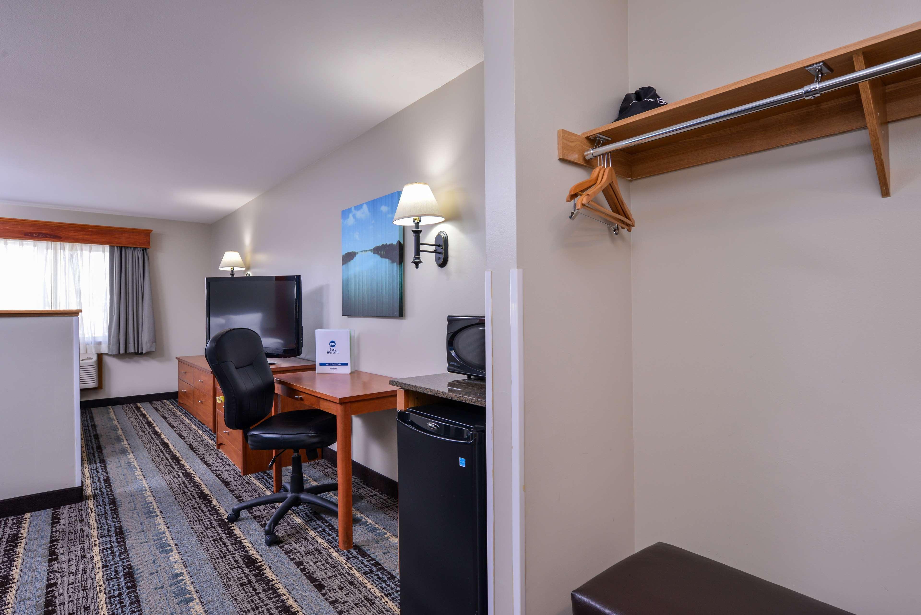 Best Western Newberg Inn Buitenkant foto
