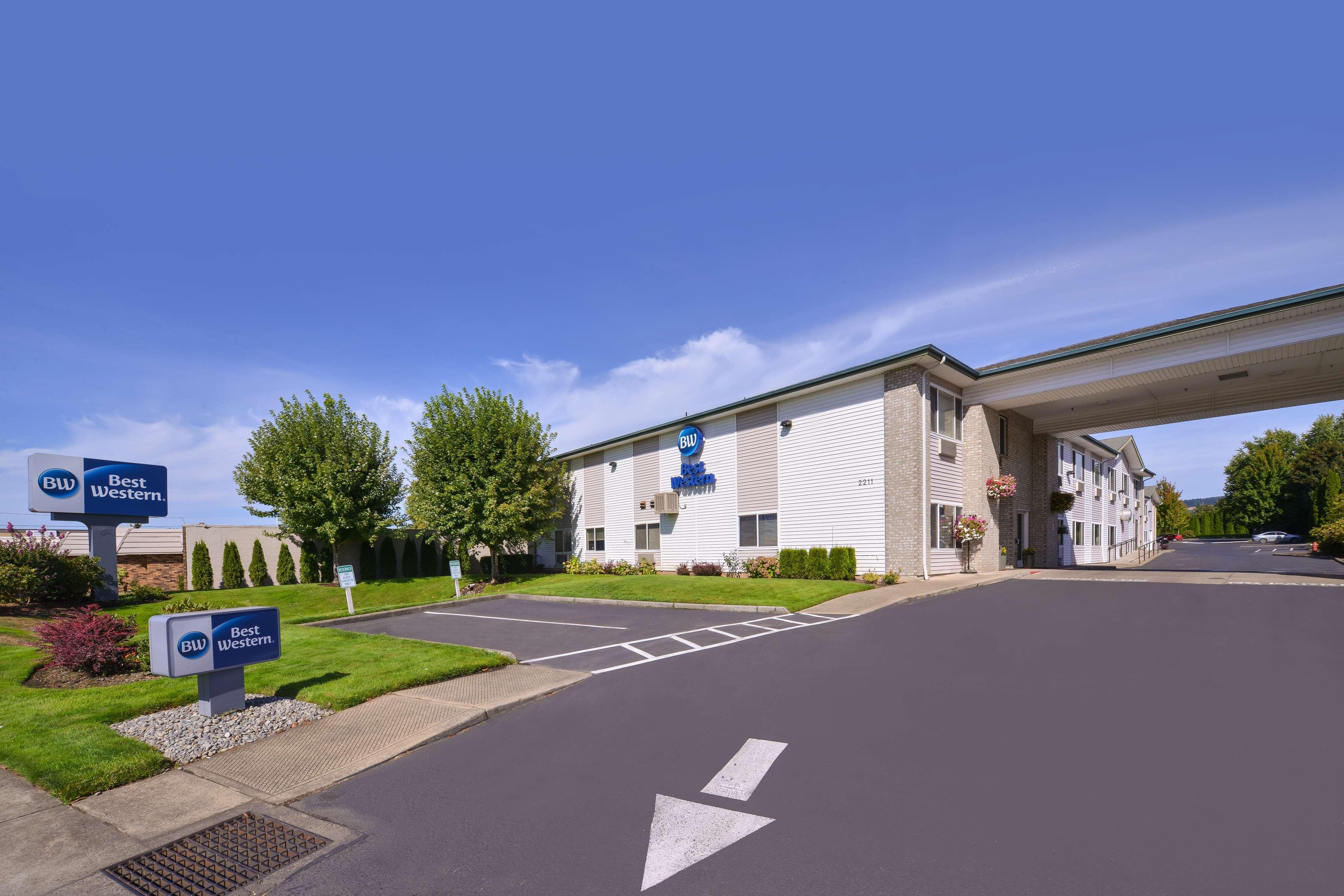 Best Western Newberg Inn Buitenkant foto