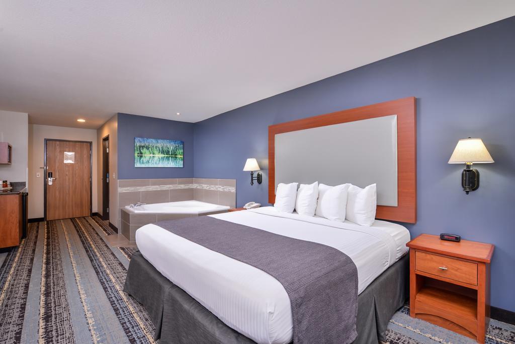 Best Western Newberg Inn Buitenkant foto